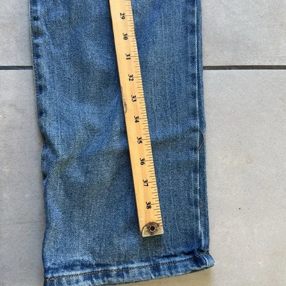 Sincerely Jules Distressed High-Rise Mom Jeans Size 11/30 NWT - Picture 11 of 12